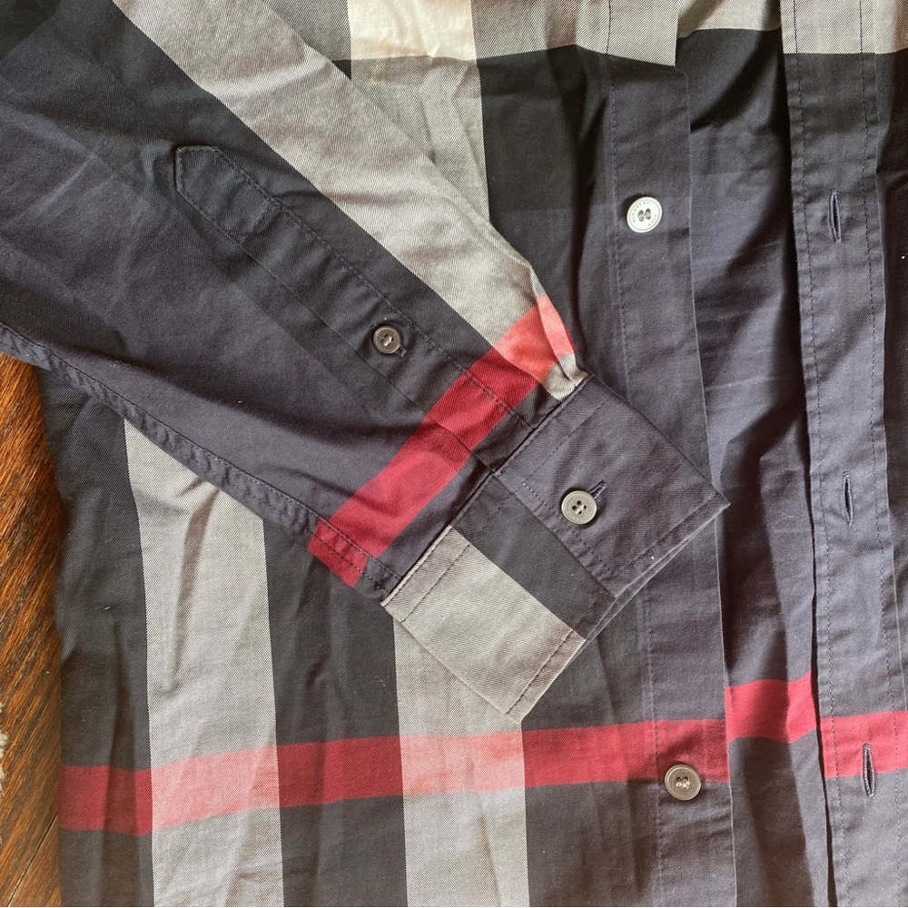 Burberry shirt - Picture 5 of 6